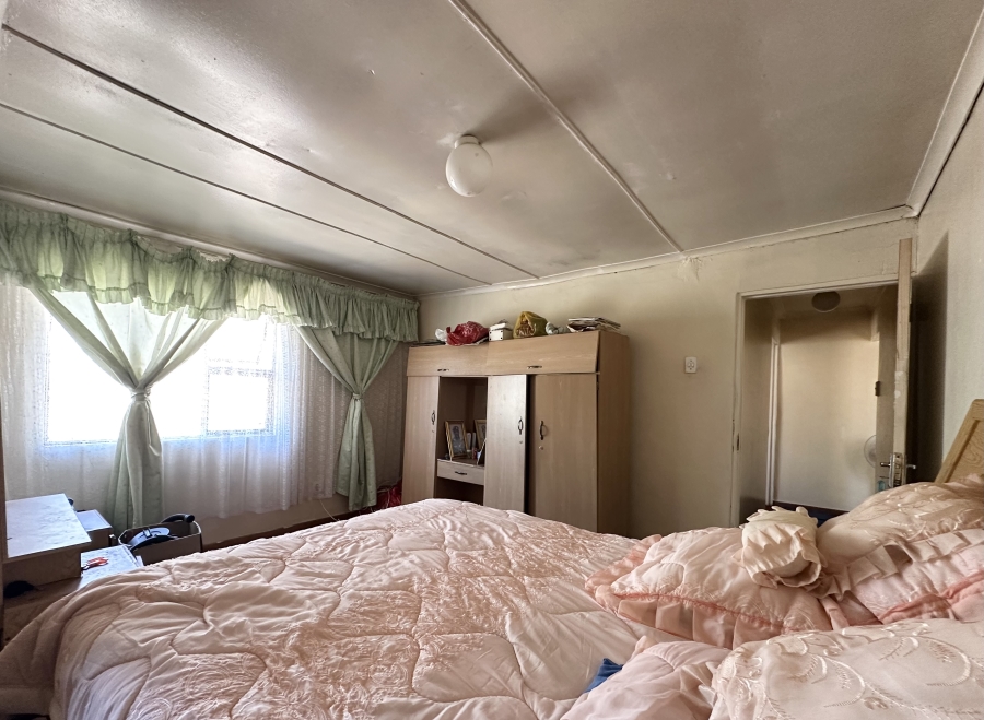 5 Bedroom Property for Sale in Mbuqu Eastern Cape